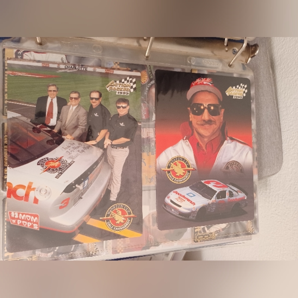 Action Racing 1995 Dale Earnhardt Trading Cards
